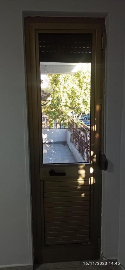 Royal Hostel Тирана Екстериор снимка