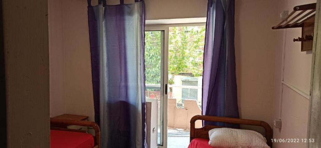 Royal Hostel Тирана Екстериор снимка