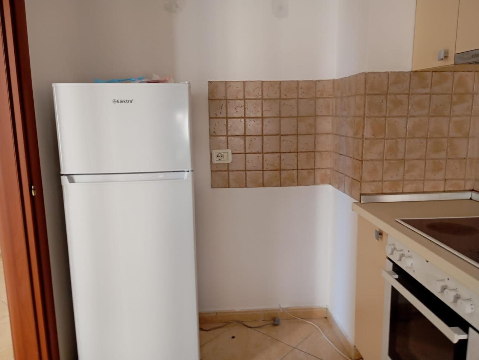 Royal Hostel Тирана Екстериор снимка